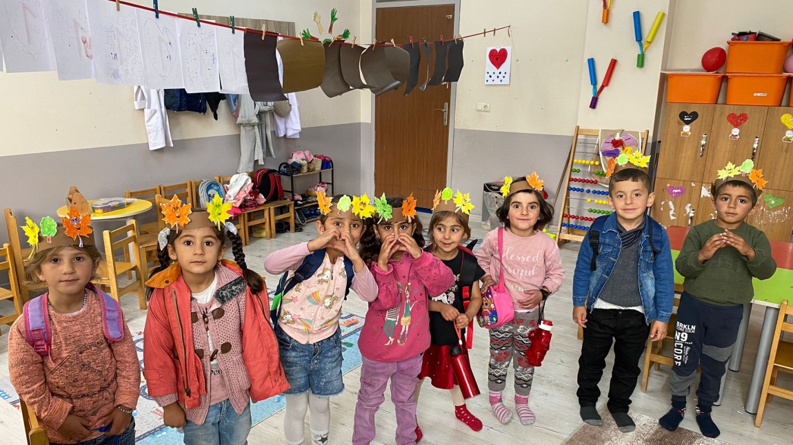 Anaokulu öğrencilerimizin sonbahar konulu etkinliği 